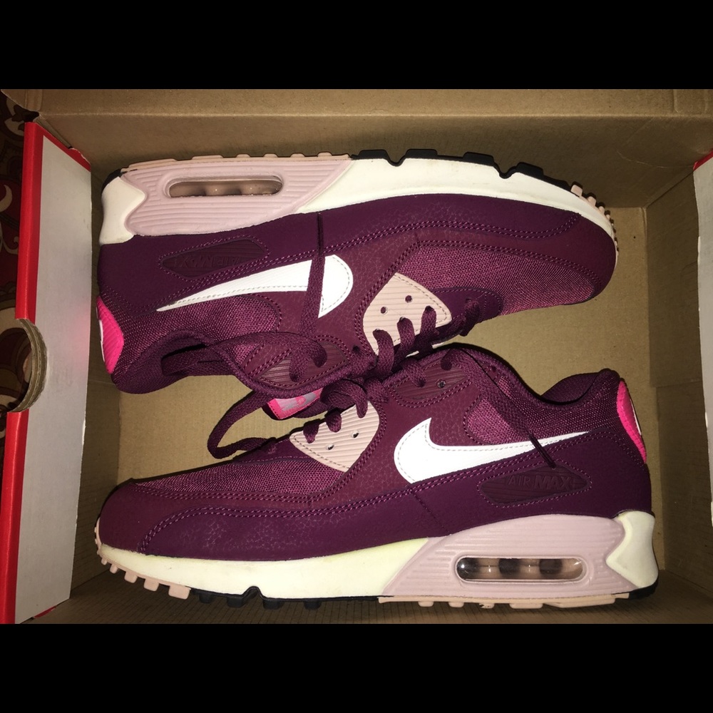 Women’s Nike air max 90